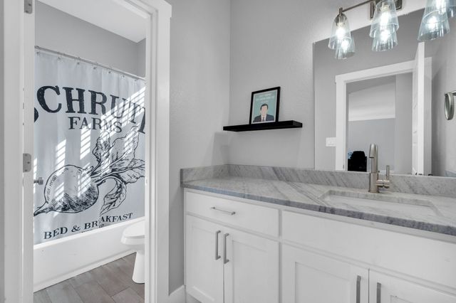 5622 Mesa Loop, Granbury, TX 76048