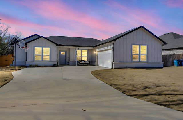 5622 Mesa Loop, Granbury, TX 76048