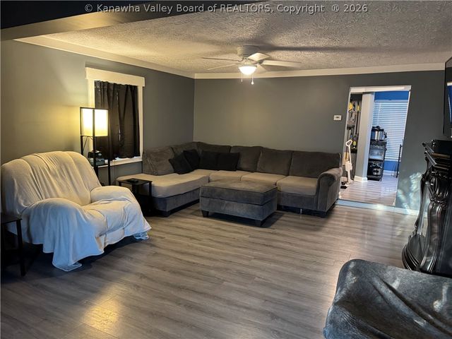 1891 Vermont Drive, Charleston, WV 25387