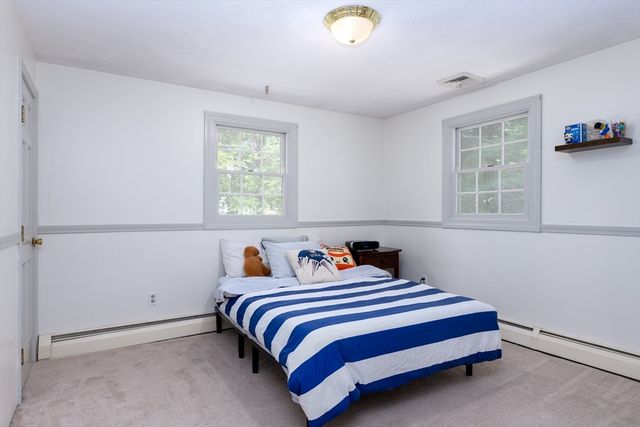 1662 Wachusett St, Holden, MA 01522