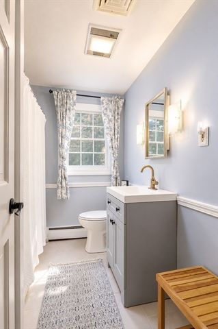 1662 Wachusett St, Holden, MA 01522