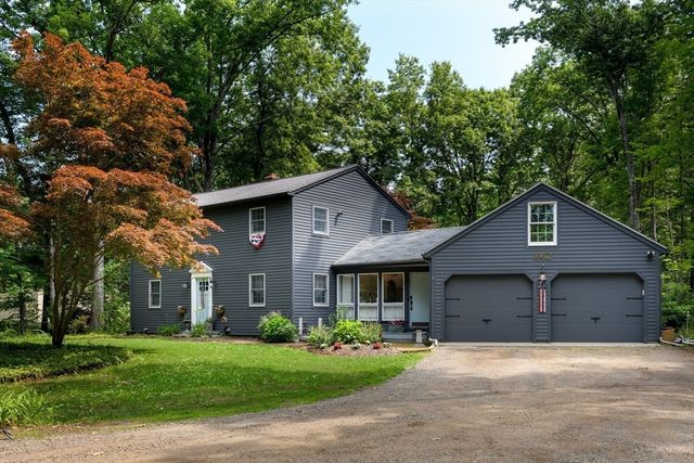 1662 Wachusett St, Holden, MA 01522