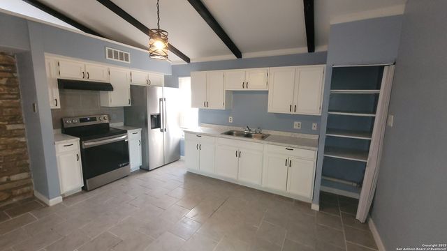 5003 prince valiant, San Antonio, TX 78218