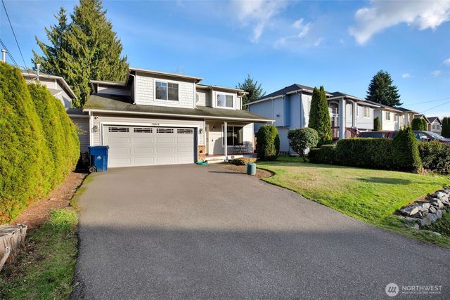 12001 8th Avenue W #B, Everett, WA 98204