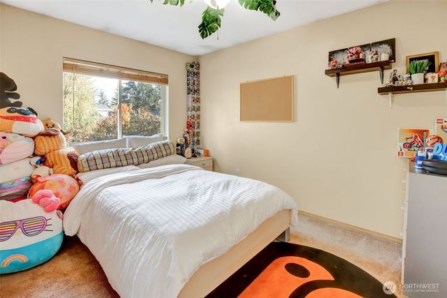 12001 8th Avenue W #B, Everett, WA 98204