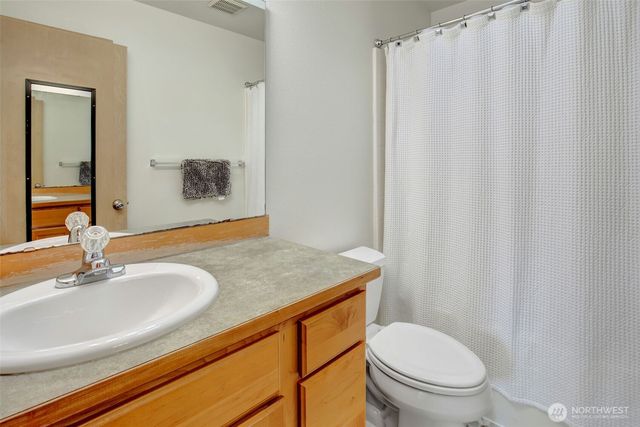 12001 8th Avenue W #B, Everett, WA 98204