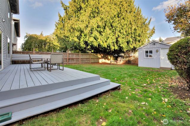 12001 8th Avenue W #B, Everett, WA 98204