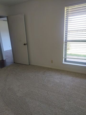 3612 Mandy Drive, Granbury, TX 76048