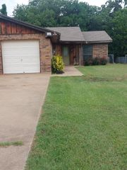 3612 Mandy Drive, Granbury, TX 76048