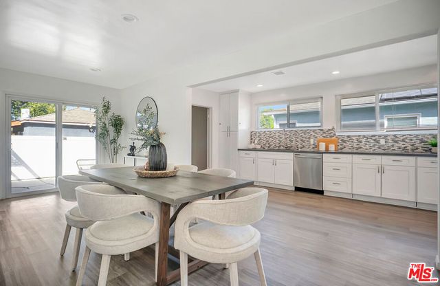 17527 Haynes Street, Van Nuys, CA 91406