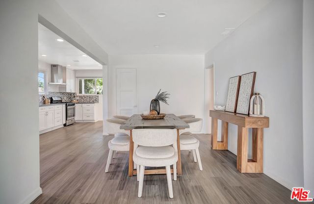 17527 Haynes Street, Van Nuys, CA 91406