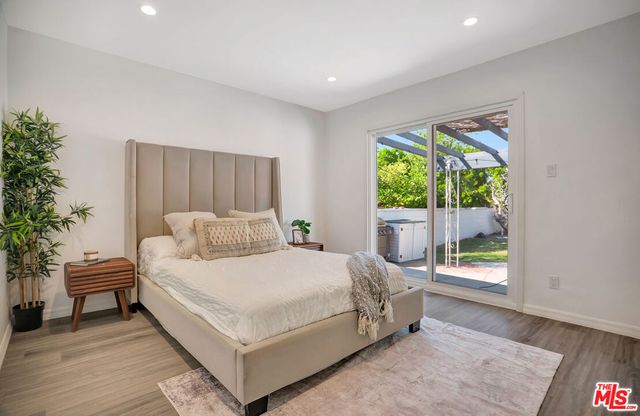 17527 Haynes Street, Van Nuys, CA 91406