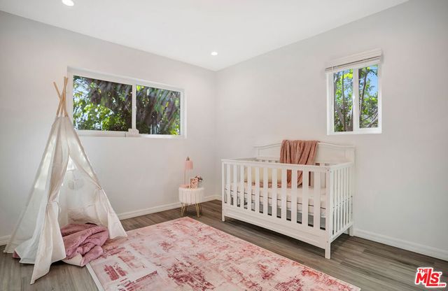 17527 Haynes Street, Van Nuys, CA 91406