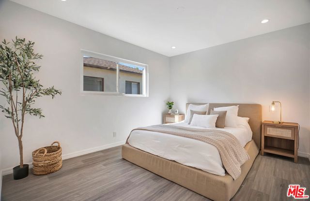 17527 Haynes Street, Van Nuys, CA 91406