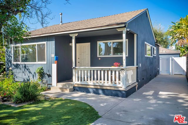 17527 Haynes Street, Van Nuys, CA 91406