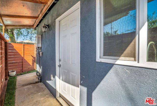17527 Haynes Street, Van Nuys, CA 91406