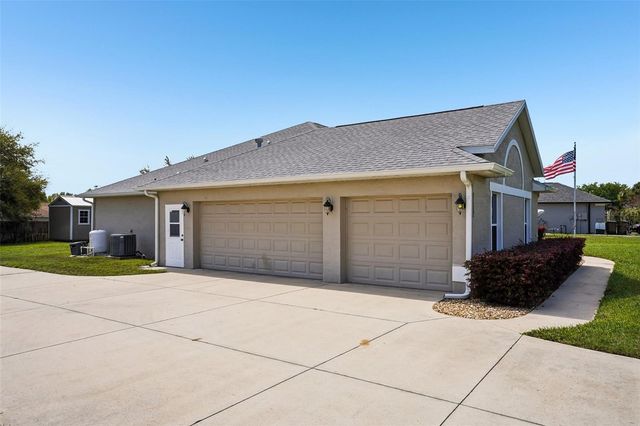 13116 GLENVIEW LANE, Grand Island, FL 32735