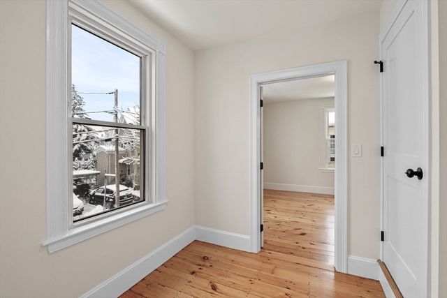 8 Cushing Street 2, Salem, MA 01970