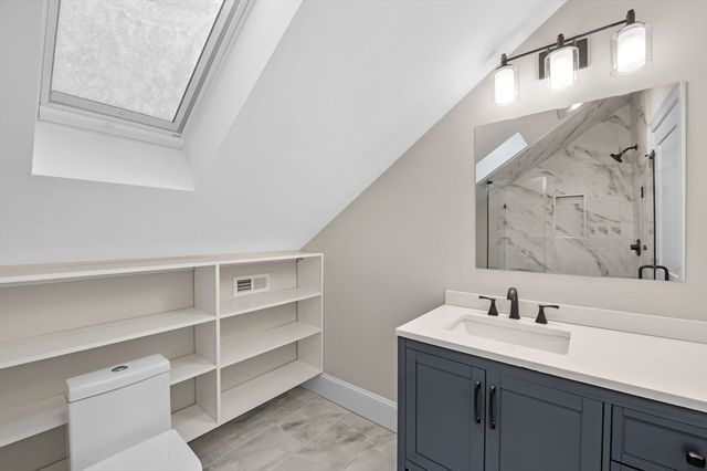 8 Cushing Street 2, Salem, MA 01970