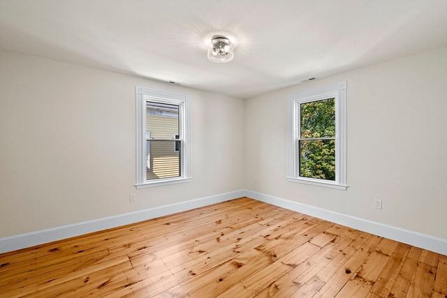 8 Cushing Street 2, Salem, MA 01970