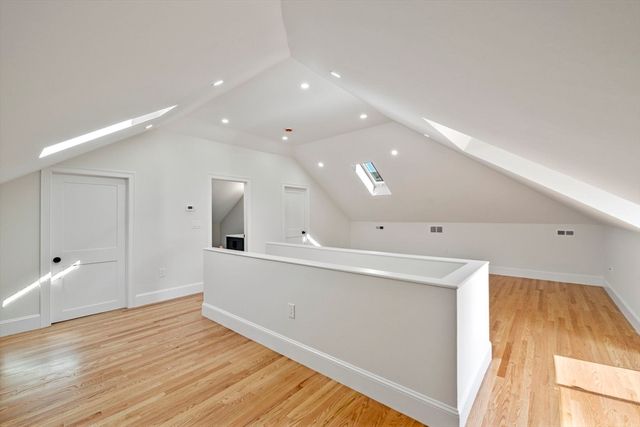 8 Cushing Street 2, Salem, MA 01970