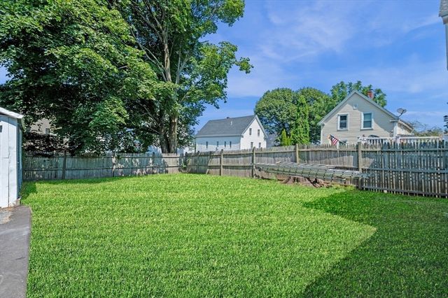 8 Cushing Street 2, Salem, MA 01970