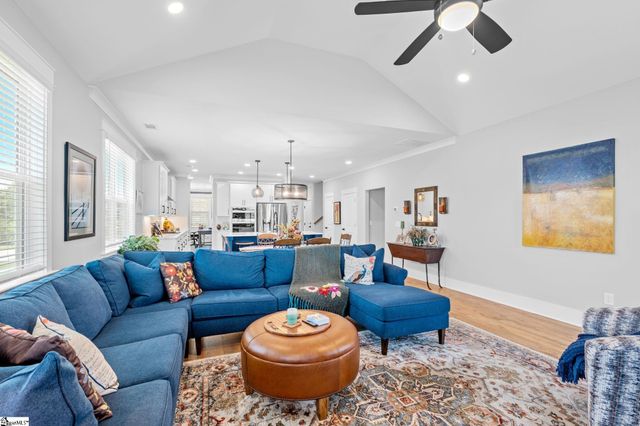 303 Encampment Boulevard, Simpsonville, SC 29681