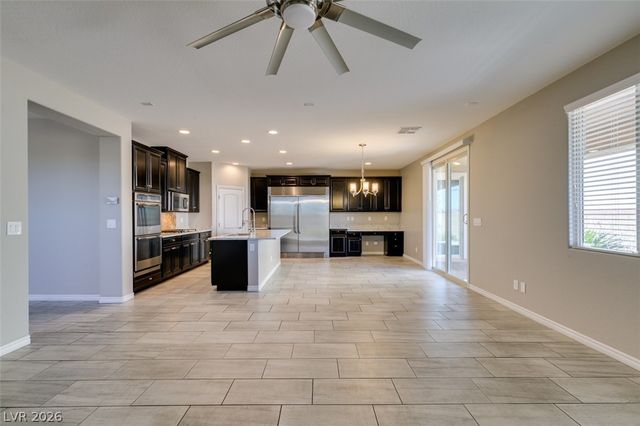 12351 Champions Tour Drive, Las Vegas, NV 89141