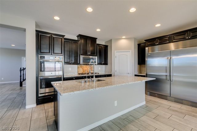 12351 Champions Tour Drive, Las Vegas, NV 89141