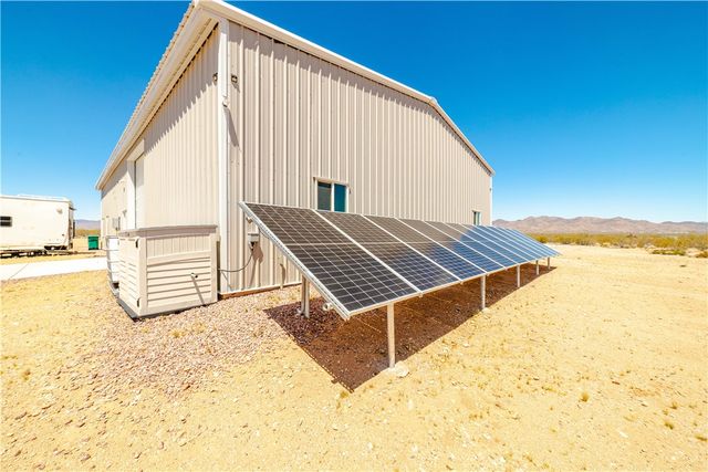 5730 W Golden Valley Drive, Golden Valley, AZ 86413