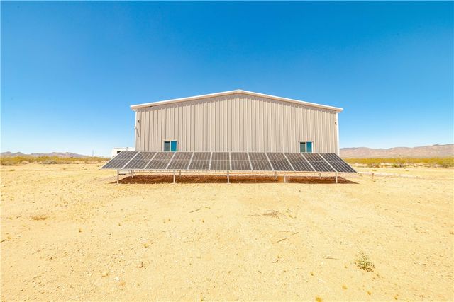 5730 W Golden Valley Drive, Golden Valley, AZ 86413