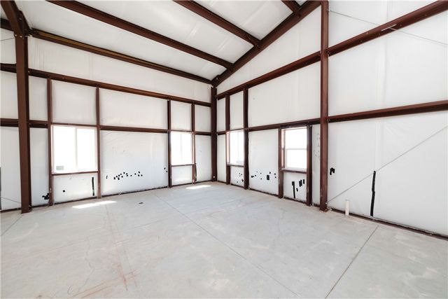 5730 W Golden Valley Drive, Golden Valley, AZ 86413