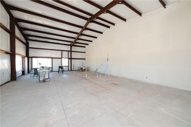 5730 W Golden Valley Drive, Golden Valley, AZ 86413