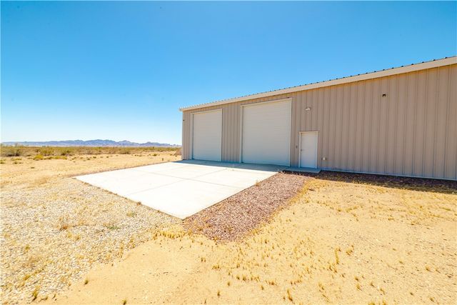 5730 W Golden Valley Drive, Golden Valley, AZ 86413