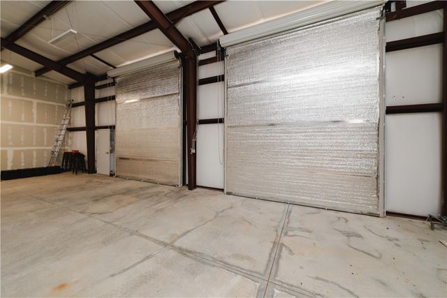 5730 W Golden Valley Drive, Golden Valley, AZ 86413