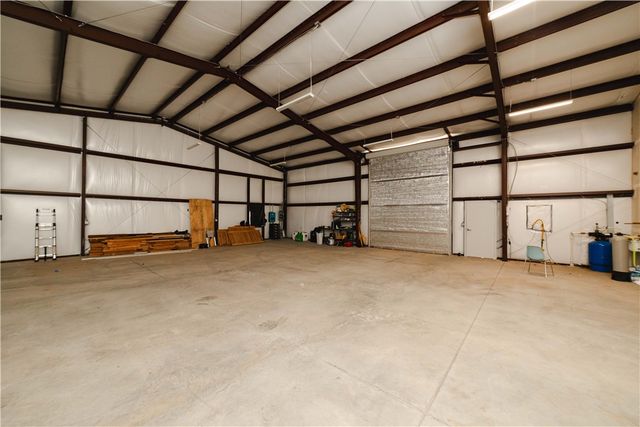 5730 W Golden Valley Drive, Golden Valley, AZ 86413