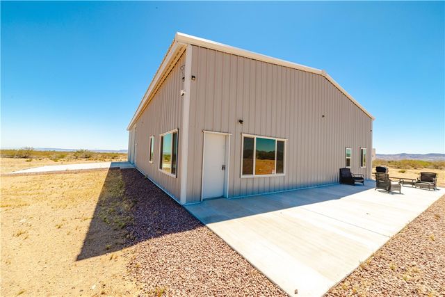 5730 W Golden Valley Drive, Golden Valley, AZ 86413