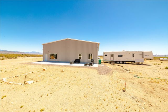 5730 W Golden Valley Drive, Golden Valley, AZ 86413