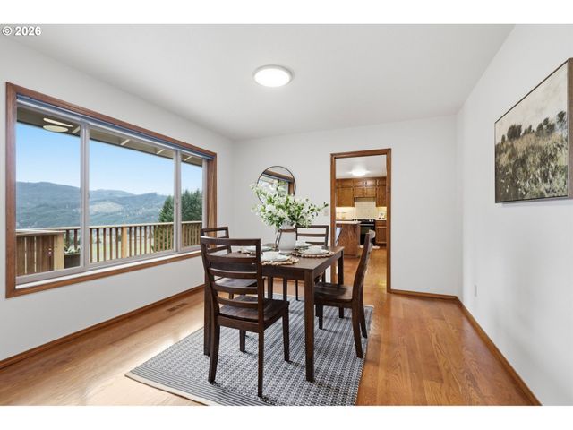 49950 Nw Mystic Dr, Forest Grove, OR 97116