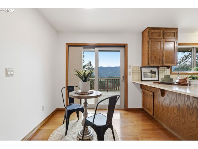 49950 Nw Mystic Dr, Forest Grove, OR 97116
