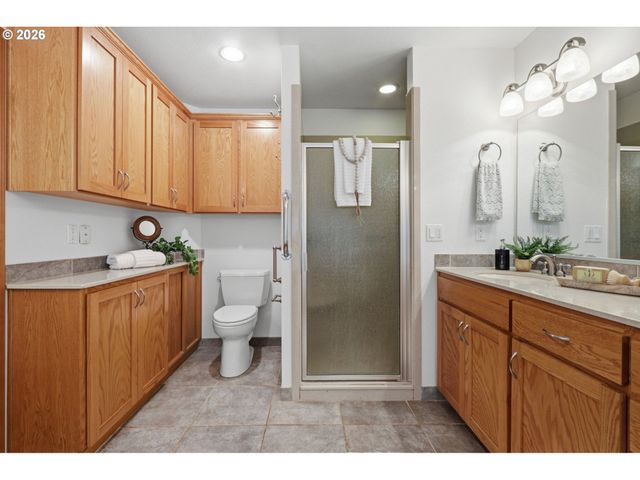 49950 Nw Mystic Dr, Forest Grove, OR 97116
