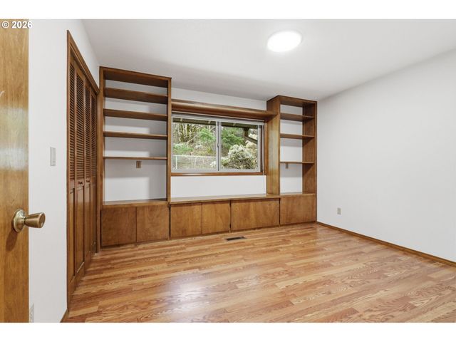 49950 Nw Mystic Dr, Forest Grove, OR 97116