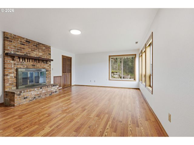 49950 Nw Mystic Dr, Forest Grove, OR 97116