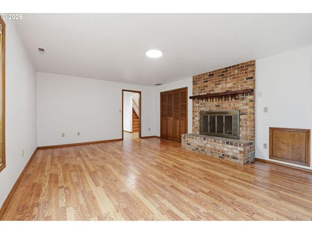 49950 Nw Mystic Dr, Forest Grove, OR 97116