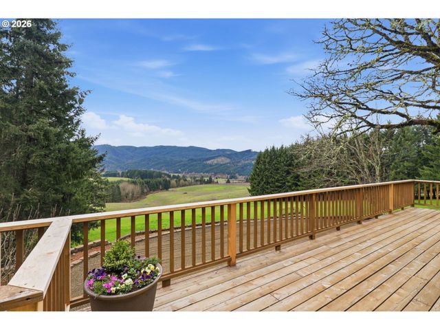 49950 Nw Mystic Dr, Forest Grove, OR 97116
