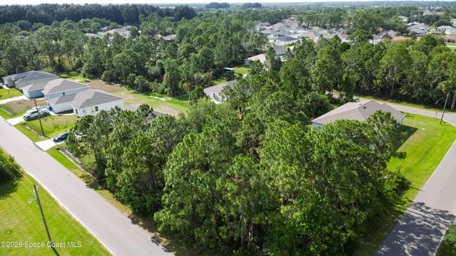 509 Fellenz Street SW, Palm Bay, FL 32908