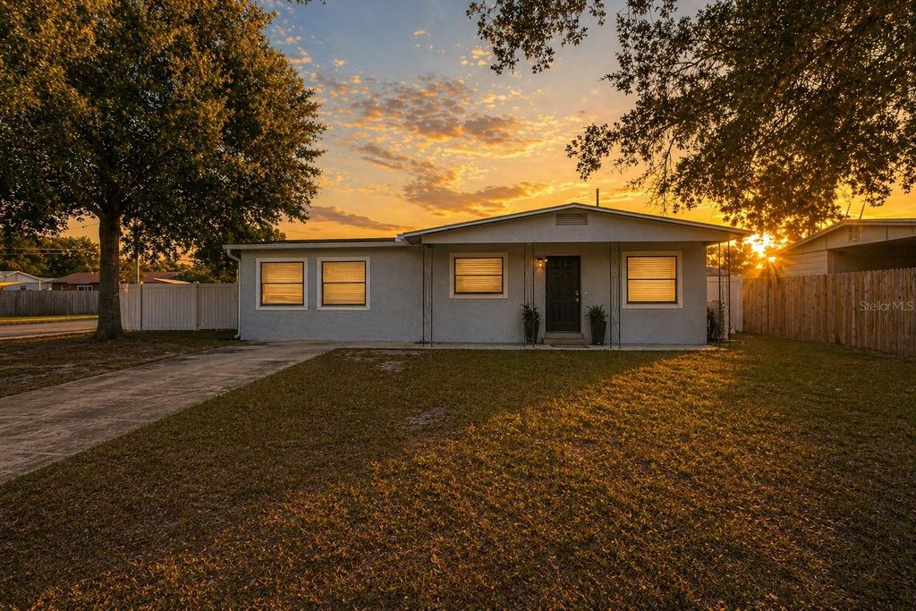 498 CLEMSON DRIVE, Altamonte Springs, FL 32714