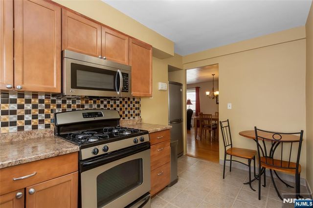 484 Crestwood Avenue 34, Hackensack, NJ 07601