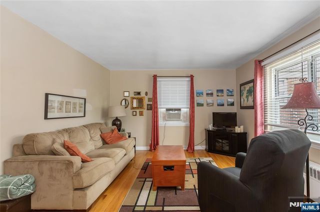 484 Crestwood Avenue 34, Hackensack, NJ 07601