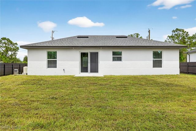 708 Lamar ST E, Lehigh Acres, FL 33974